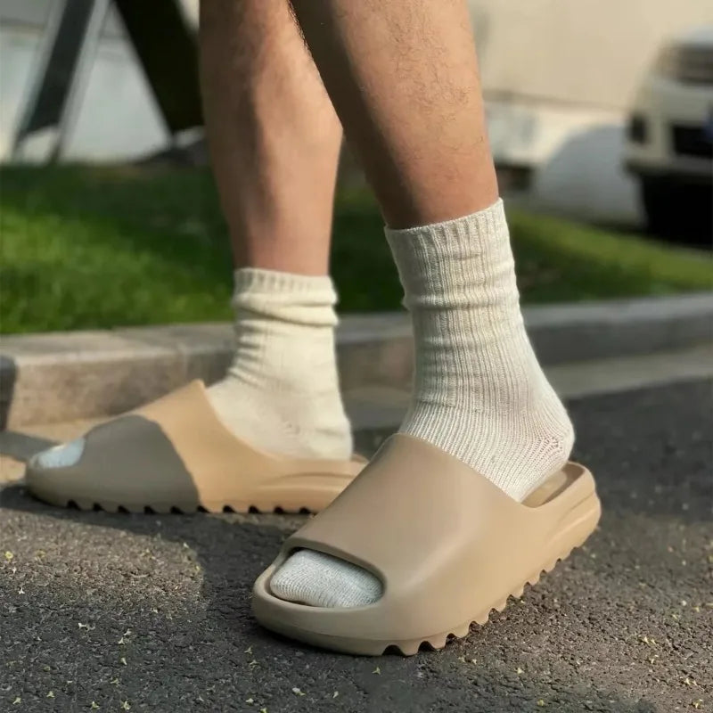 Cozy Men's Summer Slides